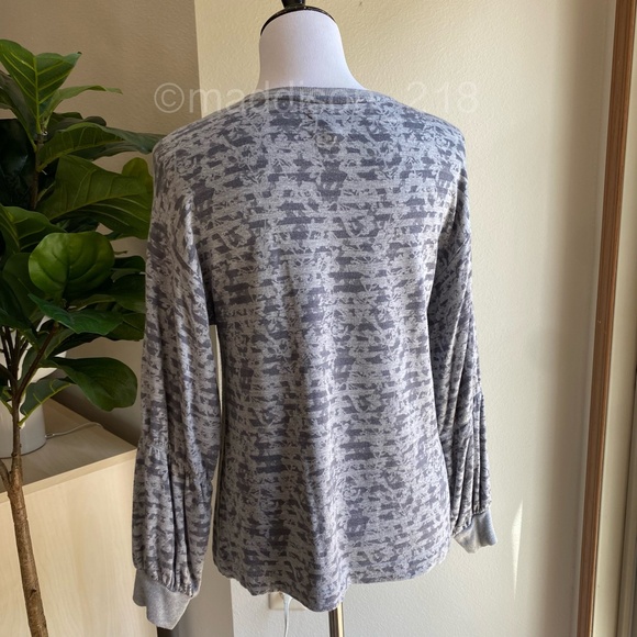 Lou & Grey Anthropologie Balloon Sleeve Striped Floral Pullover M - Picture 8 of 9